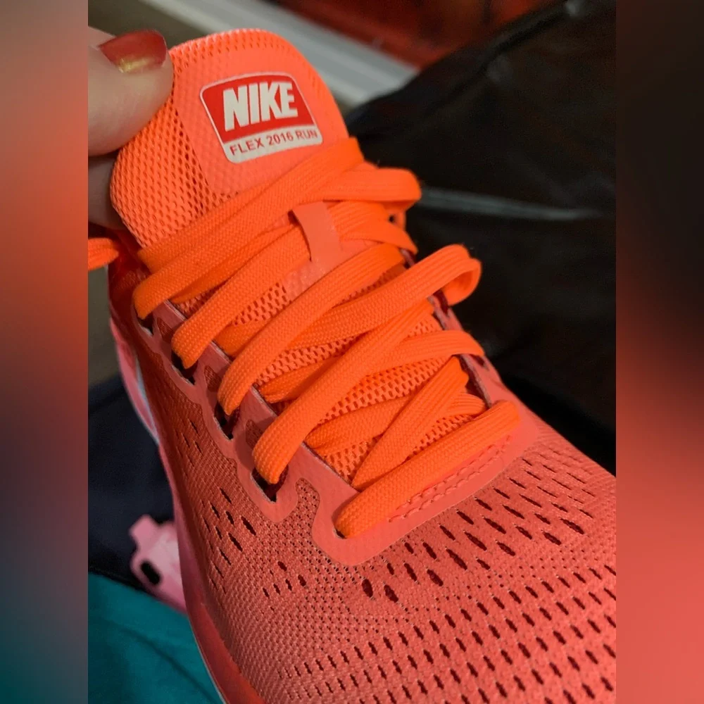 Nike Women's Bright Coral/Orange Athletic Running Shoes - Picture 3 of 7